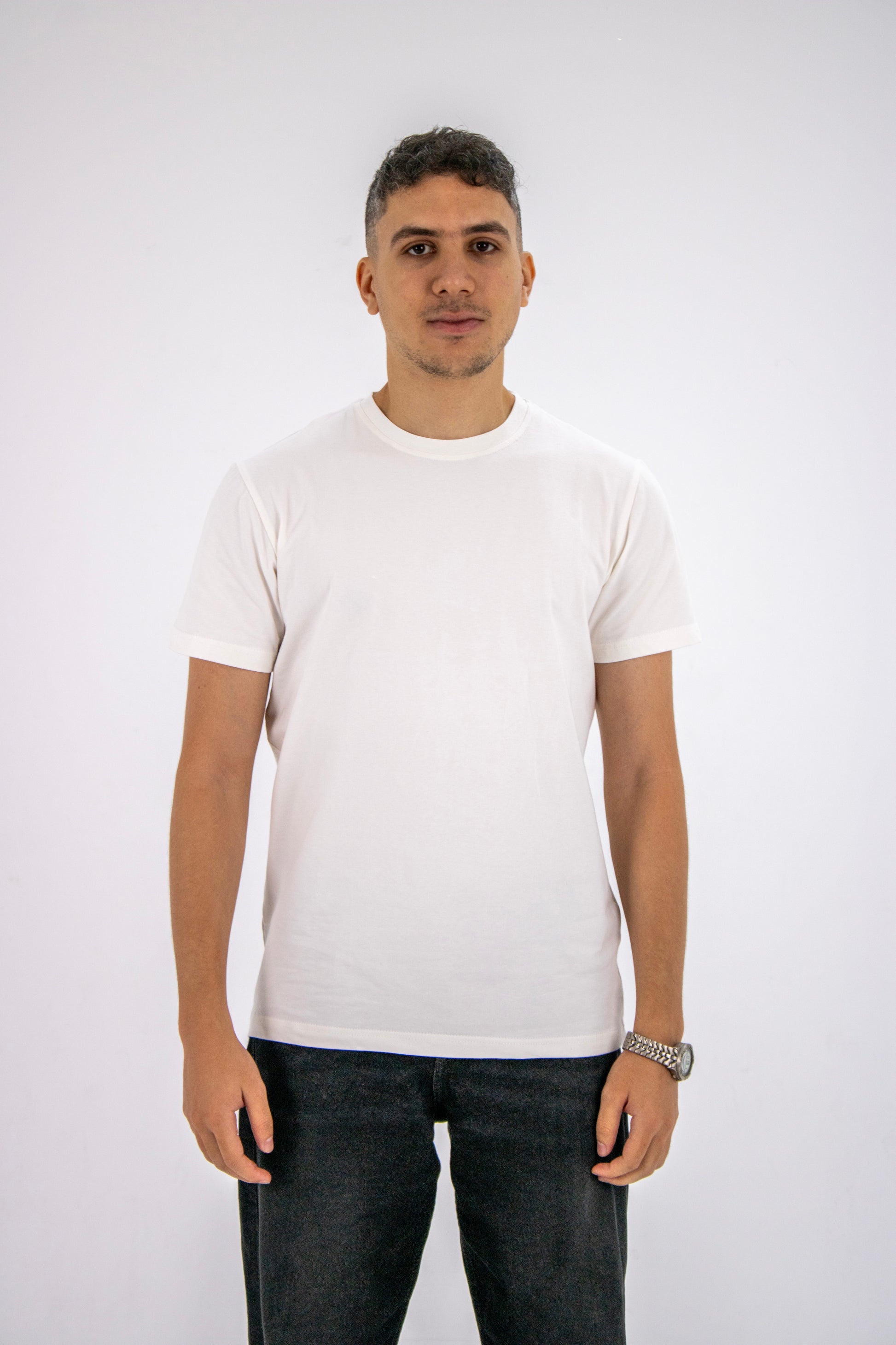 BAZIC offwhite t-shirt