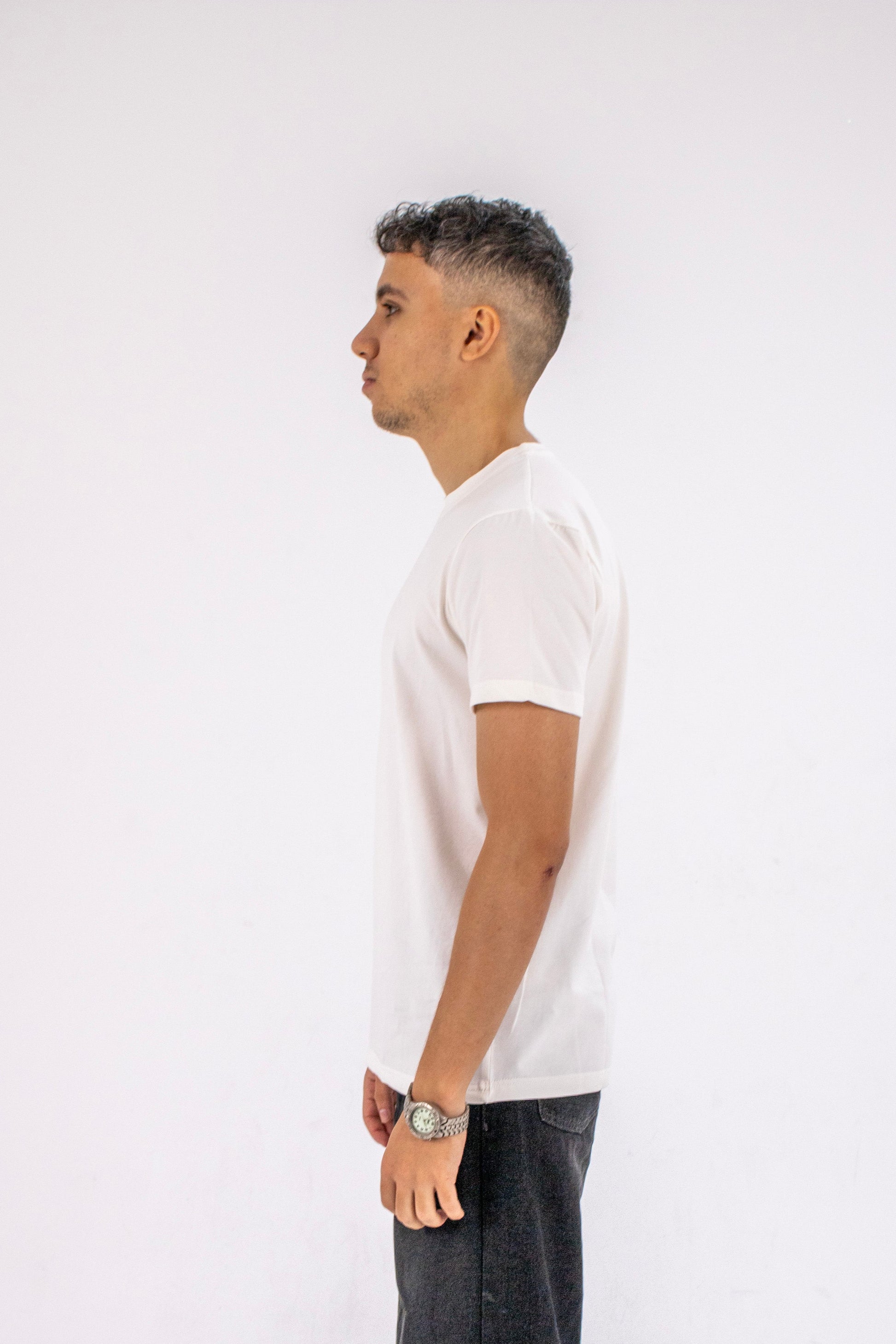BAZIC offwhite t-shirt