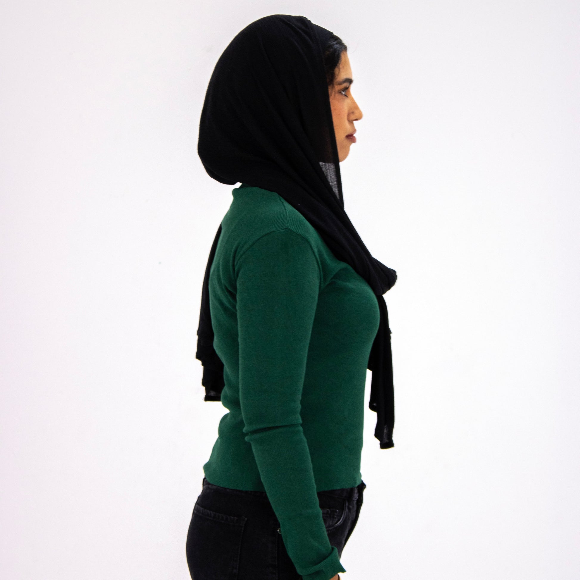 HERS long sleeved basic top in emerald green