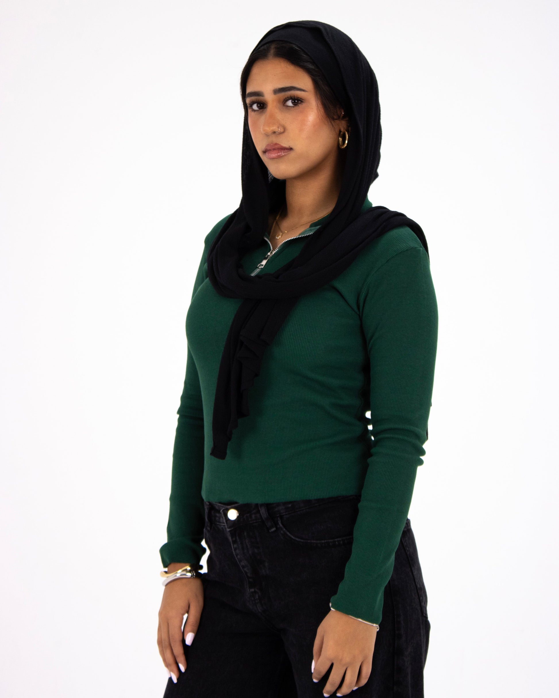 HERS long sleeved basic top in emerald green
