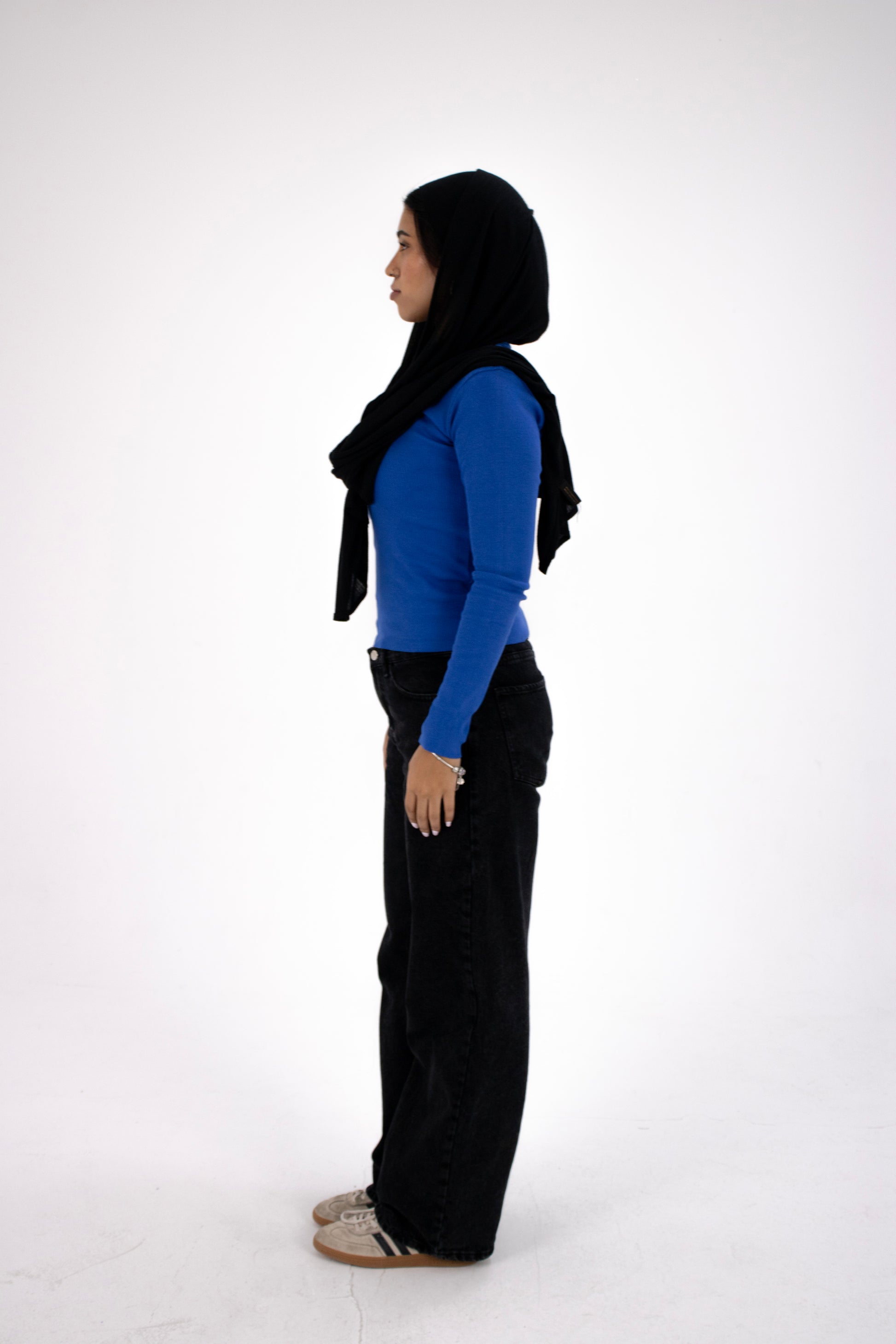 HERS long sleeved basic top in blue