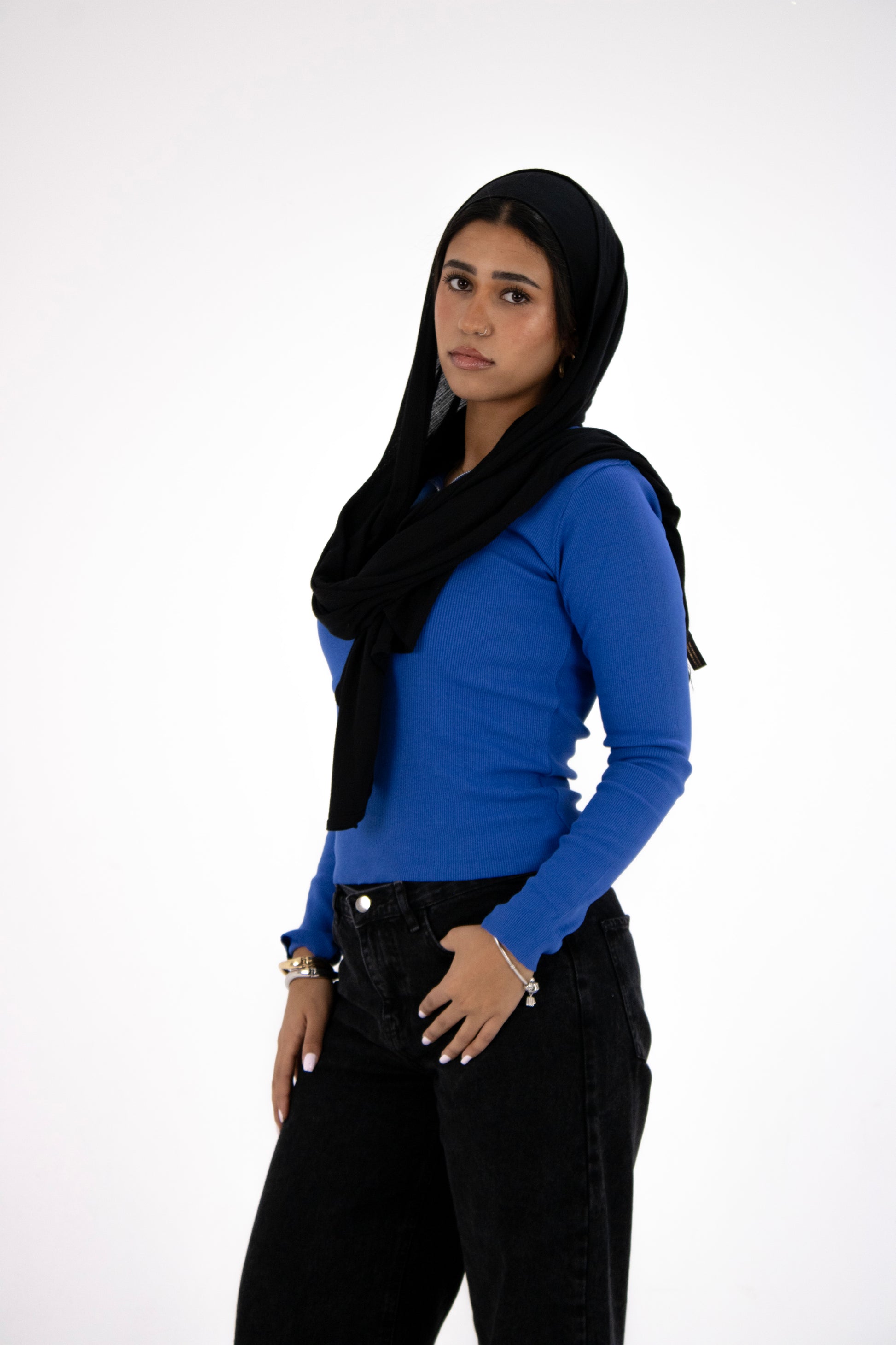 HERS long sleeved basic top in blue
