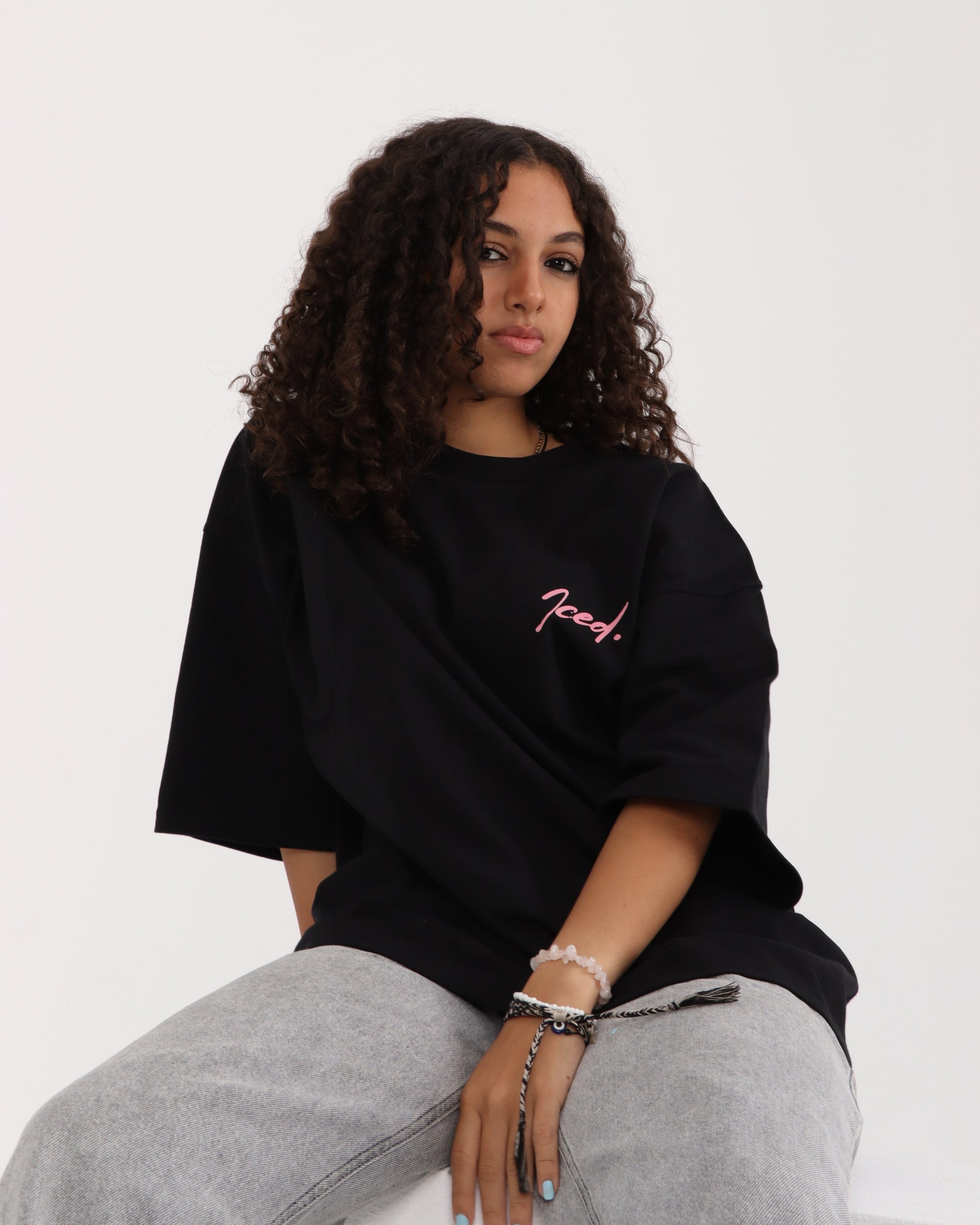 MOVING ON SEASON oversized t-shirt