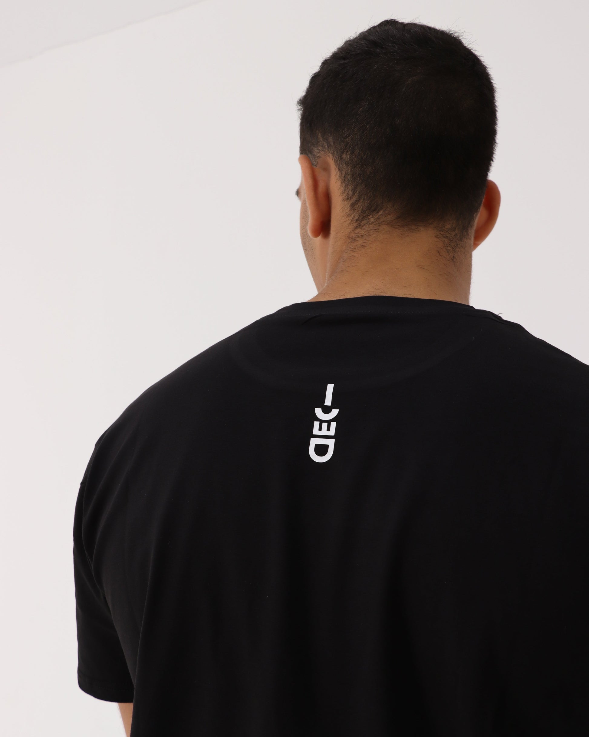 BAZIC black white logo tee