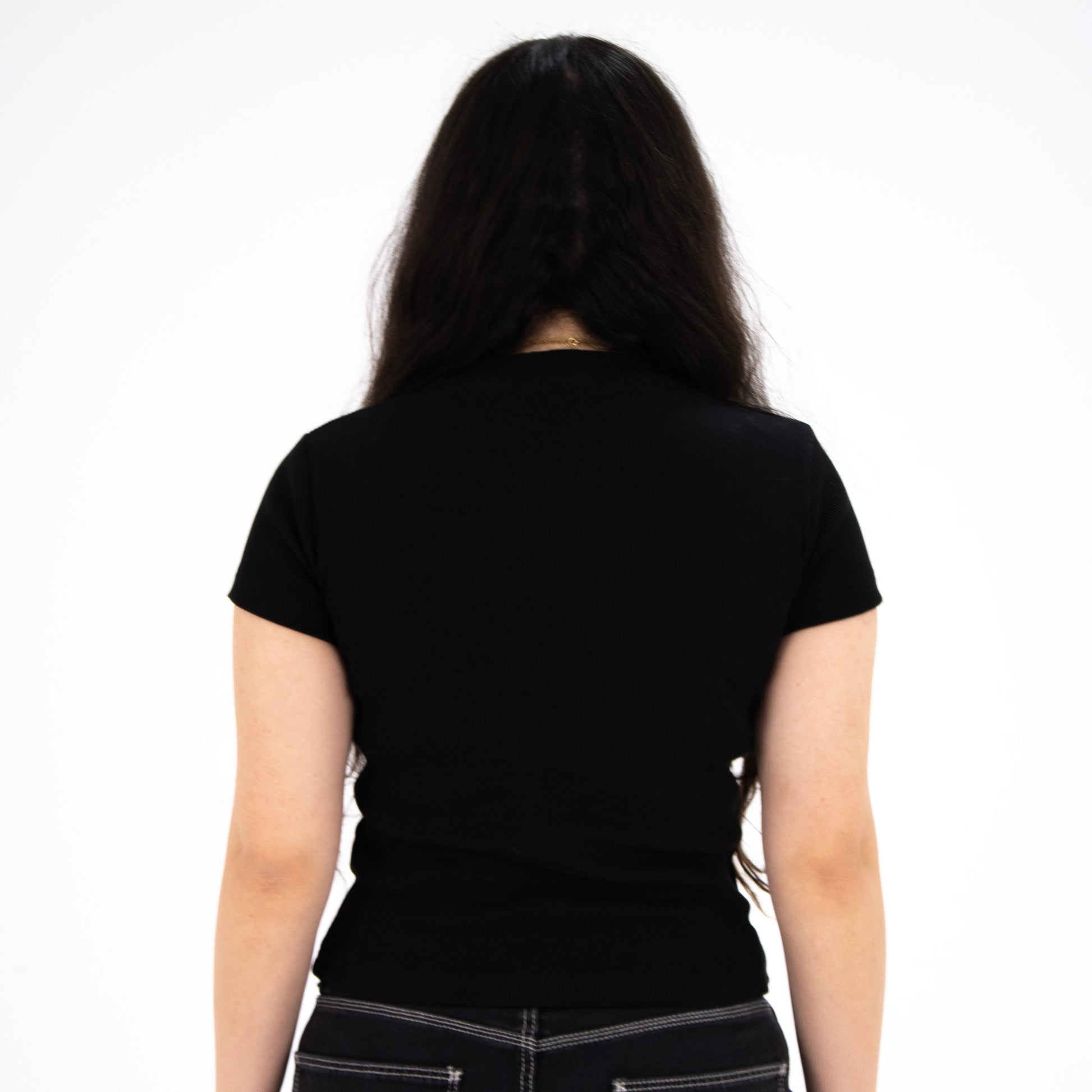 HERS basic short sleeved top in black