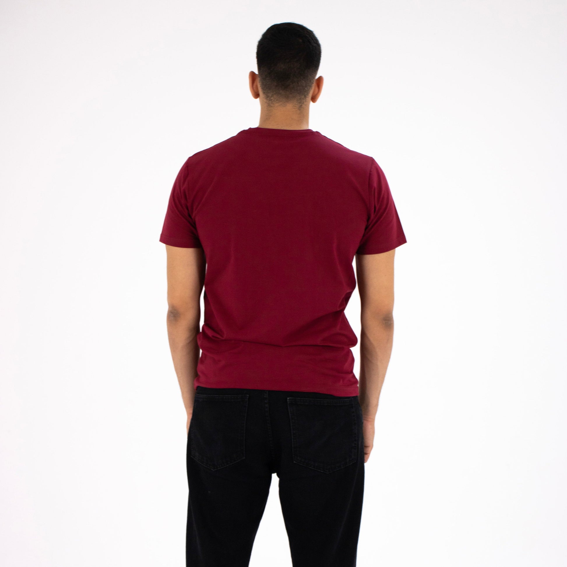 BAZIC burgundy t-shirt