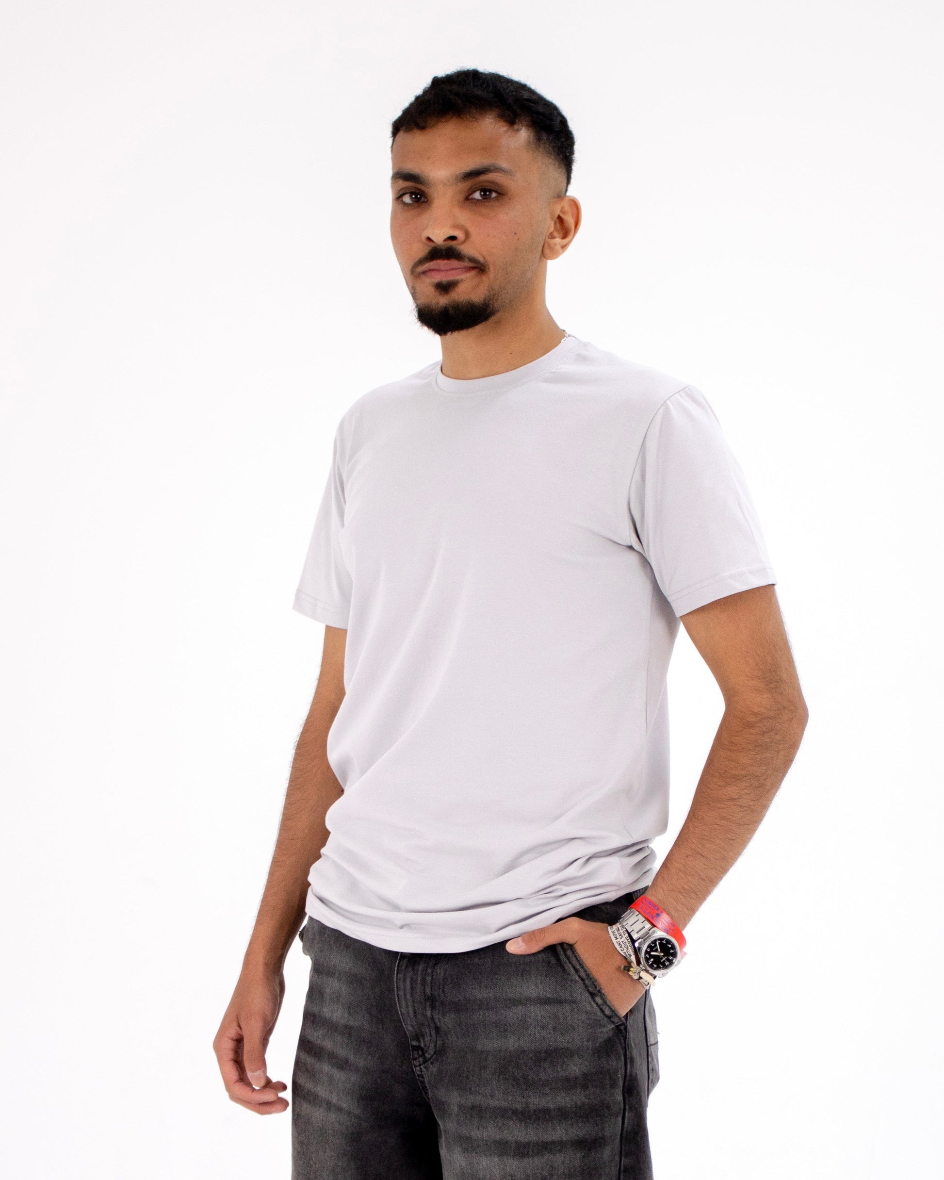 BAZIC grey t-shirt